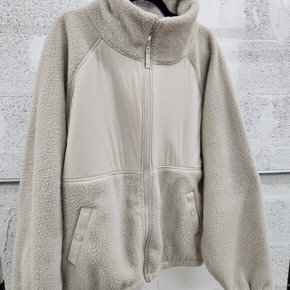 NWT Blogilates Women's Campfire Fleece Full Zip Jacket - Light Taupe XL - Picture 6 of 12